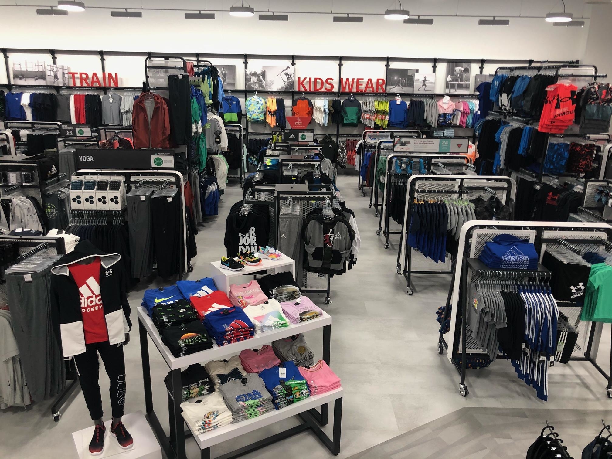 Sport Chek - Sporting Goods Stores