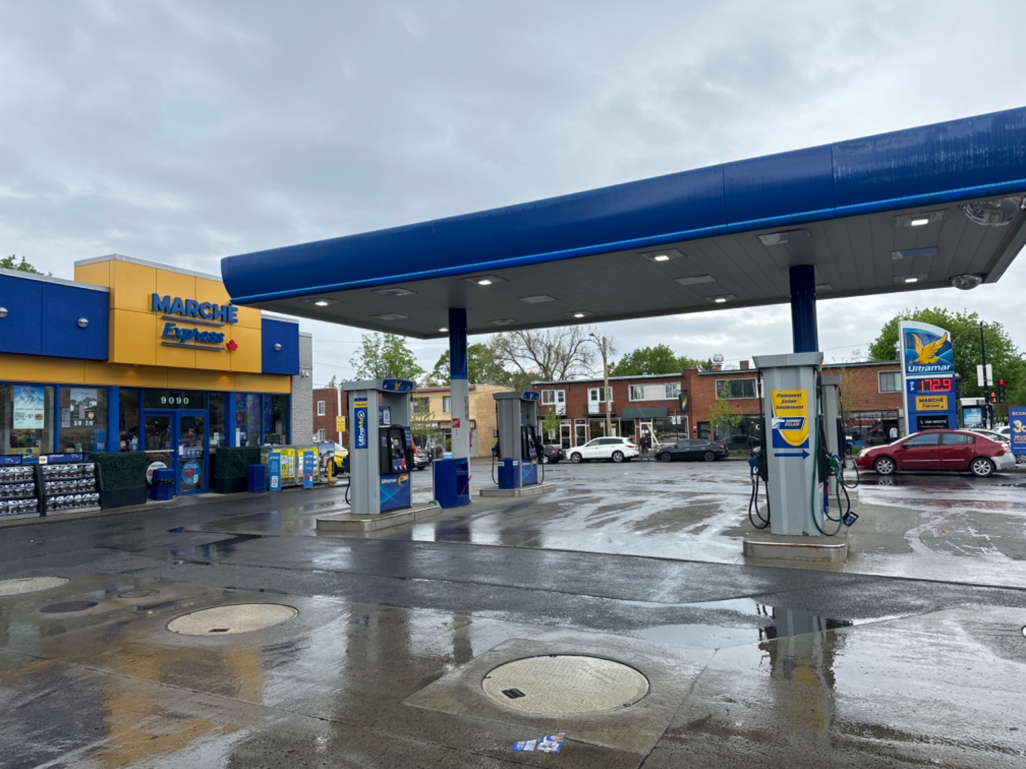 ultramar - gas station - Stations-services
