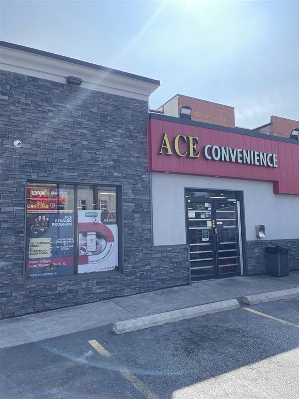CoinFlip Bitcoin ATM - Ace Convenience (Windsor) - Banks