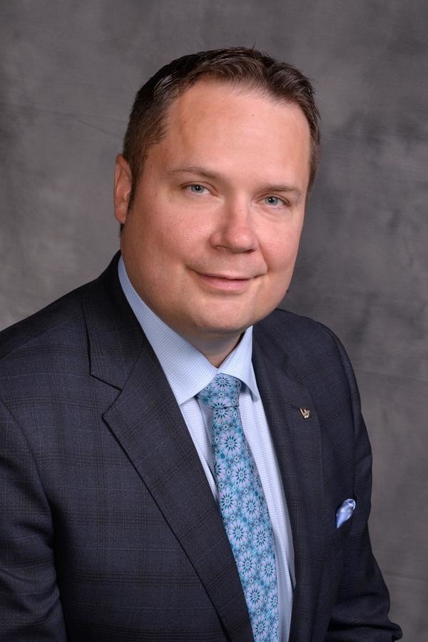 Edward Jones - Financial Advisor: Nathan Osterhout, CFP®|DFSA™ - Investment Advisory Services