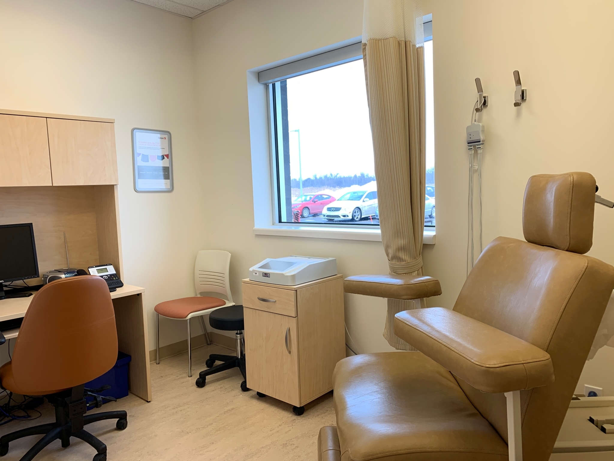 biron express - laboratoire médical - Analytical & Testing Laboratories