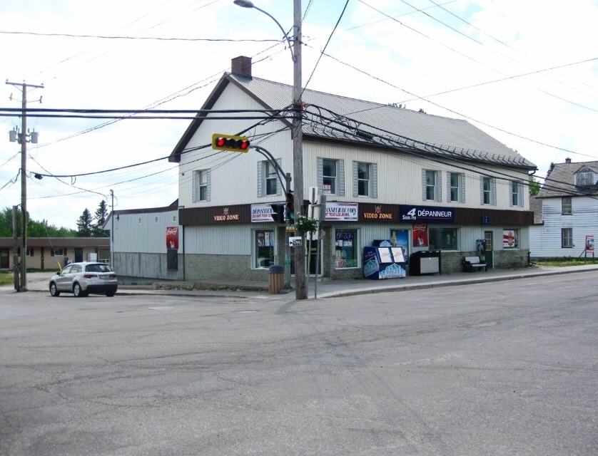 Dépanneur Du Coin 259, rue Papineau, Papineauville, QC