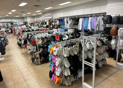 Ardene - Clothing Stores