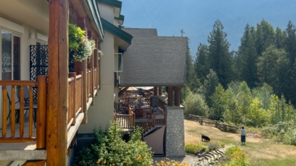 Coast Hillcrest Hotel - Hotels