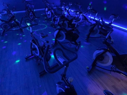 High River Fitness (24-Hour Gym) - Salles d'entraînement