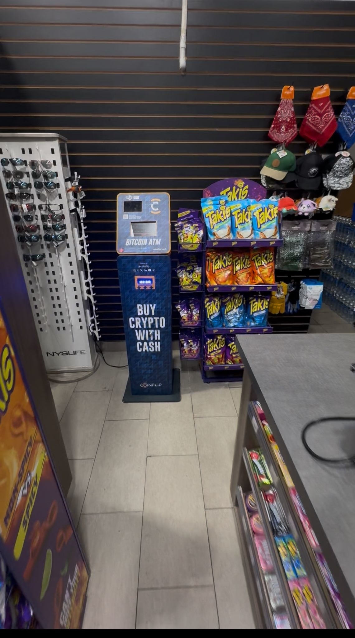 CoinFlip Bitcoin ATM - Express News Convenience (Vancouver) - Banques