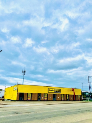 Surplus Furniture and Mattress Warehouse - Magasins de meubles