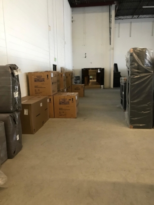 Surplus Furniture and Mattress Warehouse - Magasins de meubles