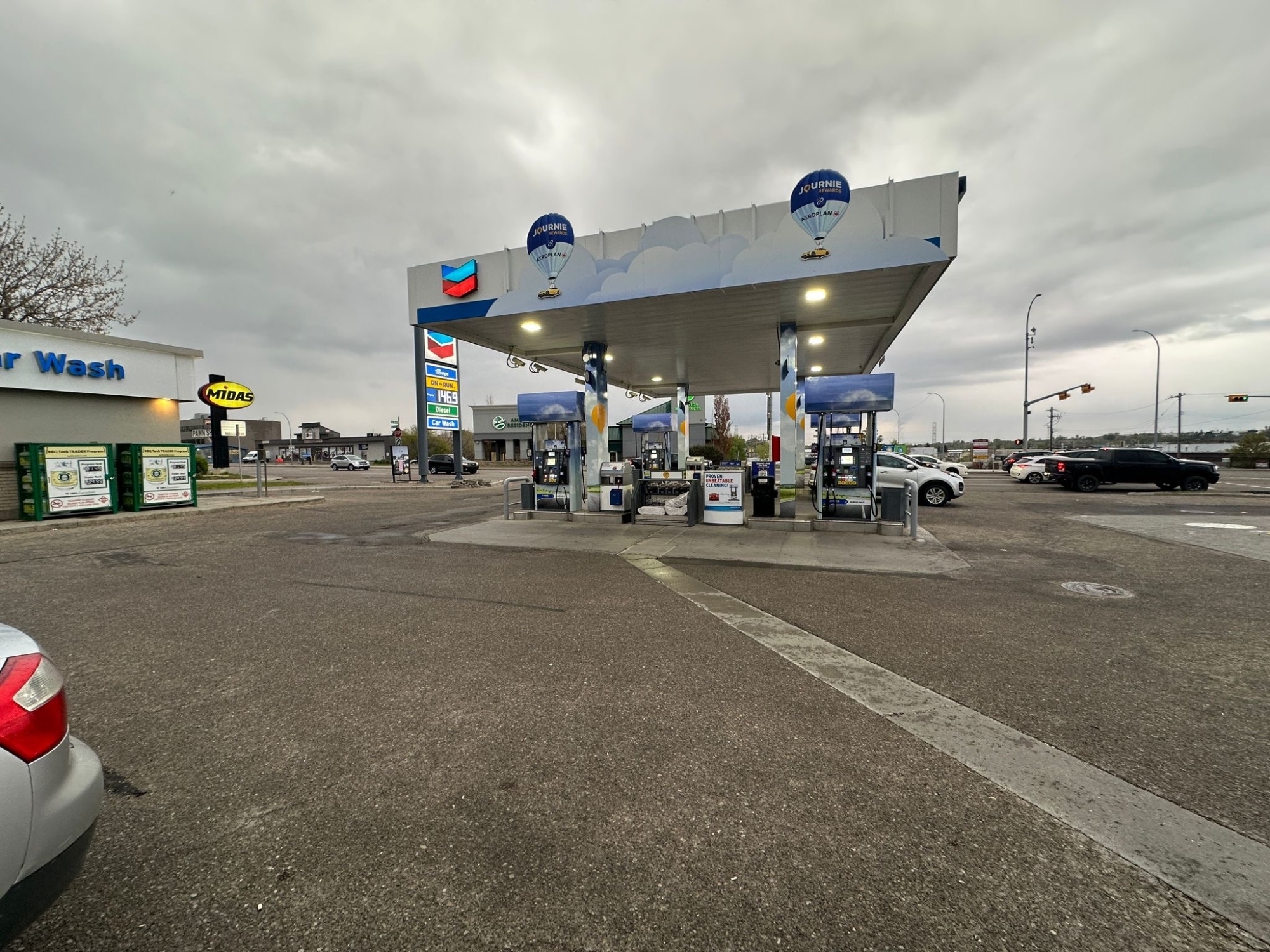 Chevron - Gas Station - Stations-services