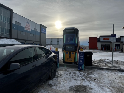 On the Run Charging Station - Dépanneurs