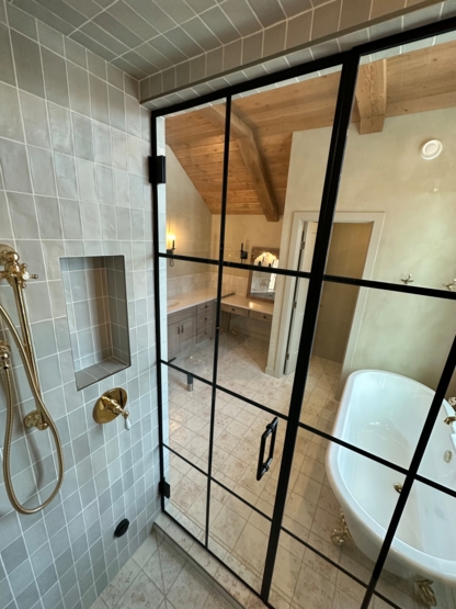 Edmonton Shower Doors - Shower Enclosures & Doors