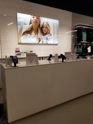 Ardene - Clothing Stores