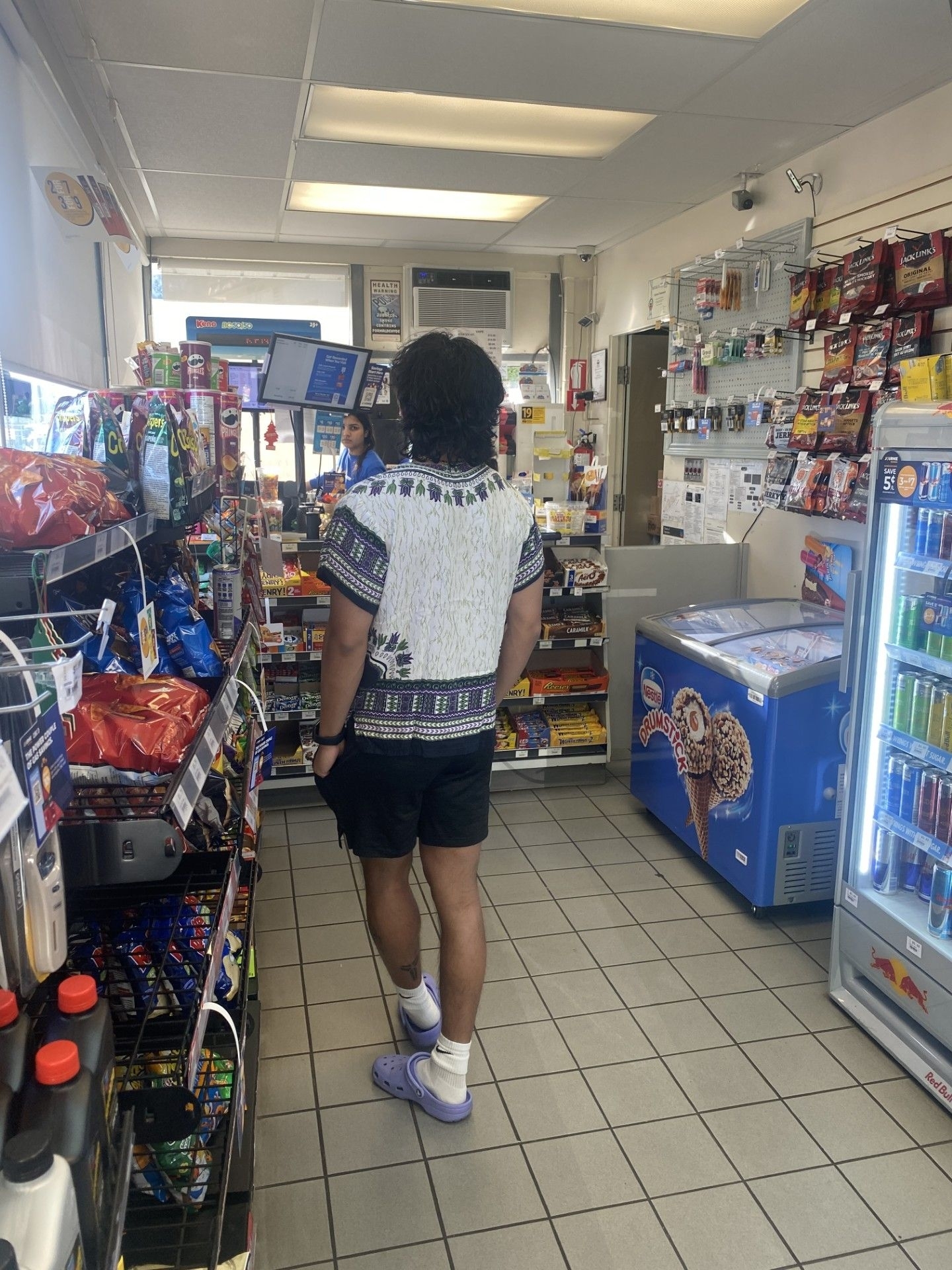 chevron - kiosk - convenience store - Dépanneurs