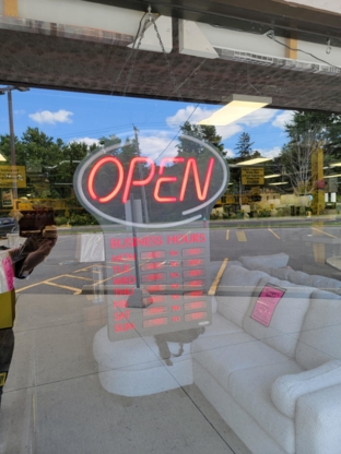 Surplus Furniture and Mattress Warehouse - Magasins de meubles