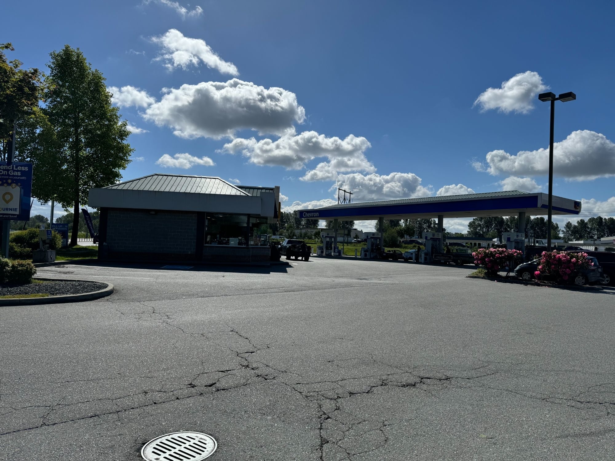 chevron - gas station - Stations-services