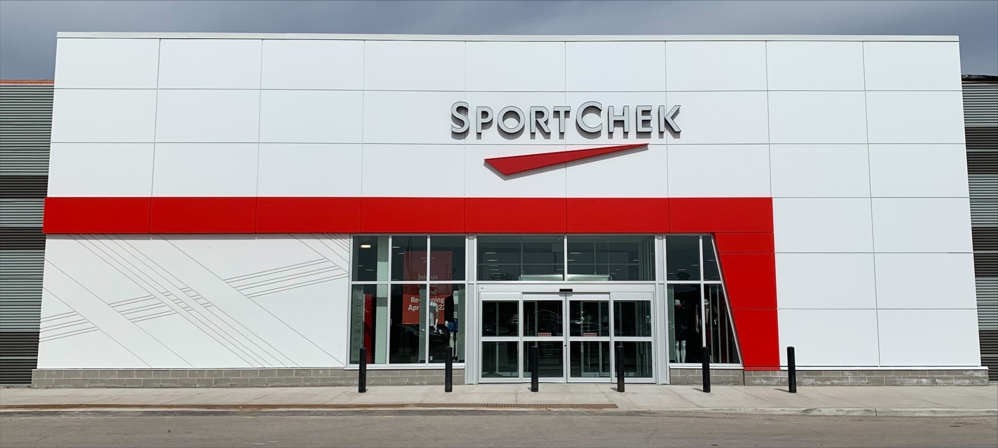 Sport Chek - Sporting Goods Stores