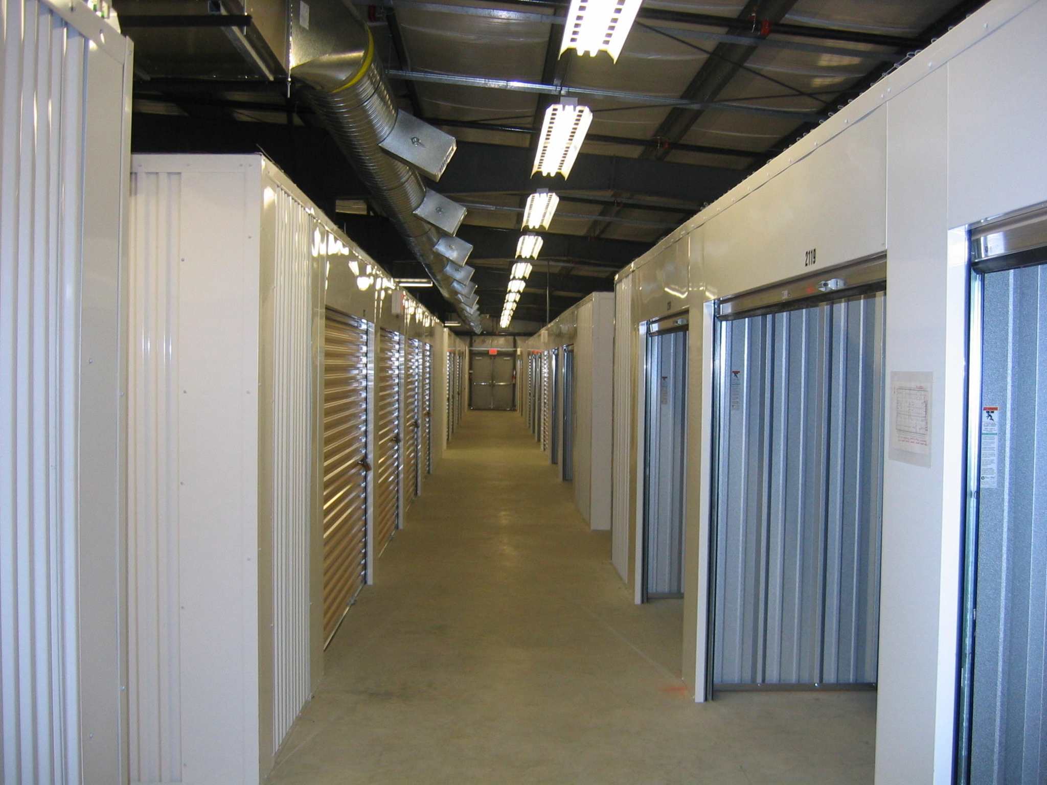 CR Storage Warehouses - Self-Storage