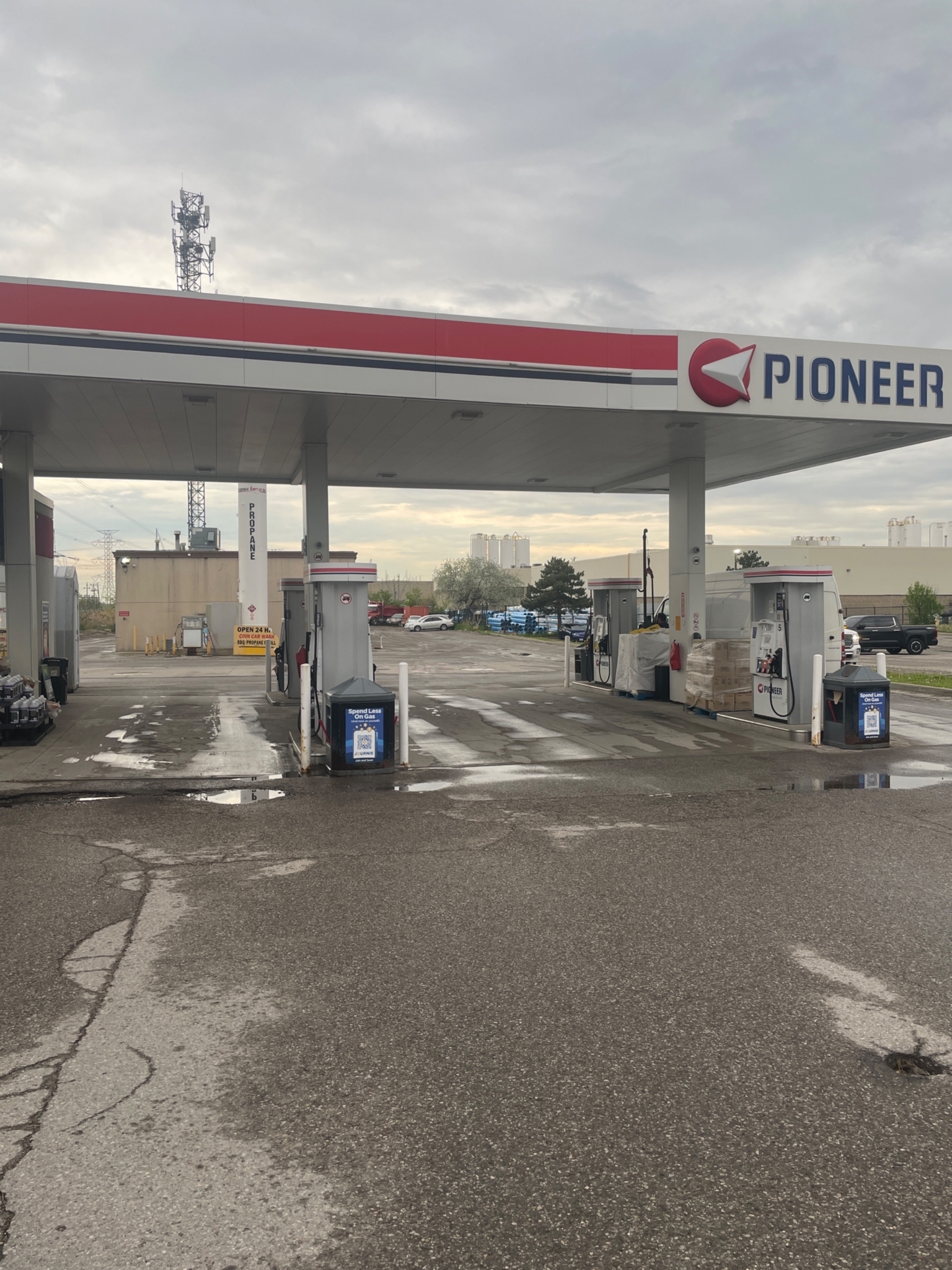 pioneer - gas station - Gas Stations