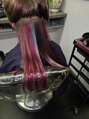 Capri Beauty Salon - Hairdressers & Beauty Salons