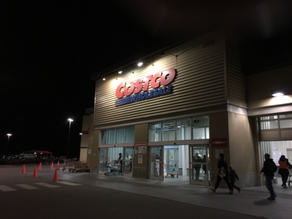 Costco Wholesale - Shopping Centres & Malls