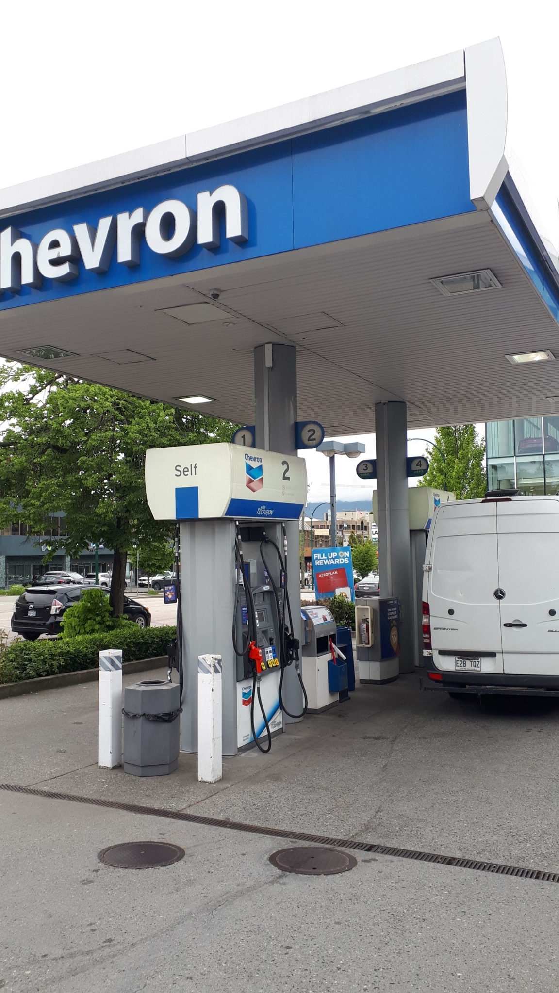 chevron - gas station - Stations-services