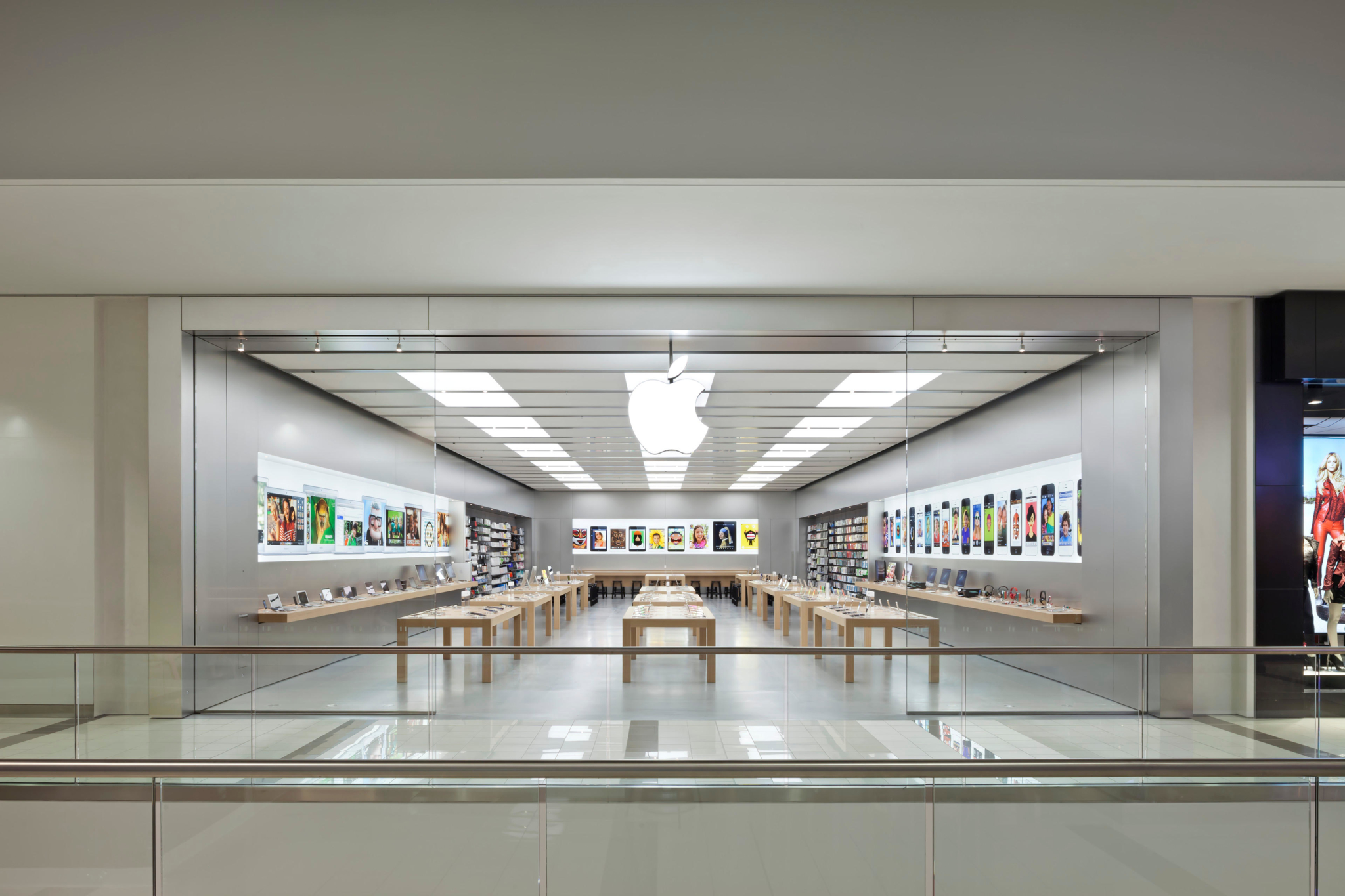 Apple Guildford Town Centre - Electronics Stores