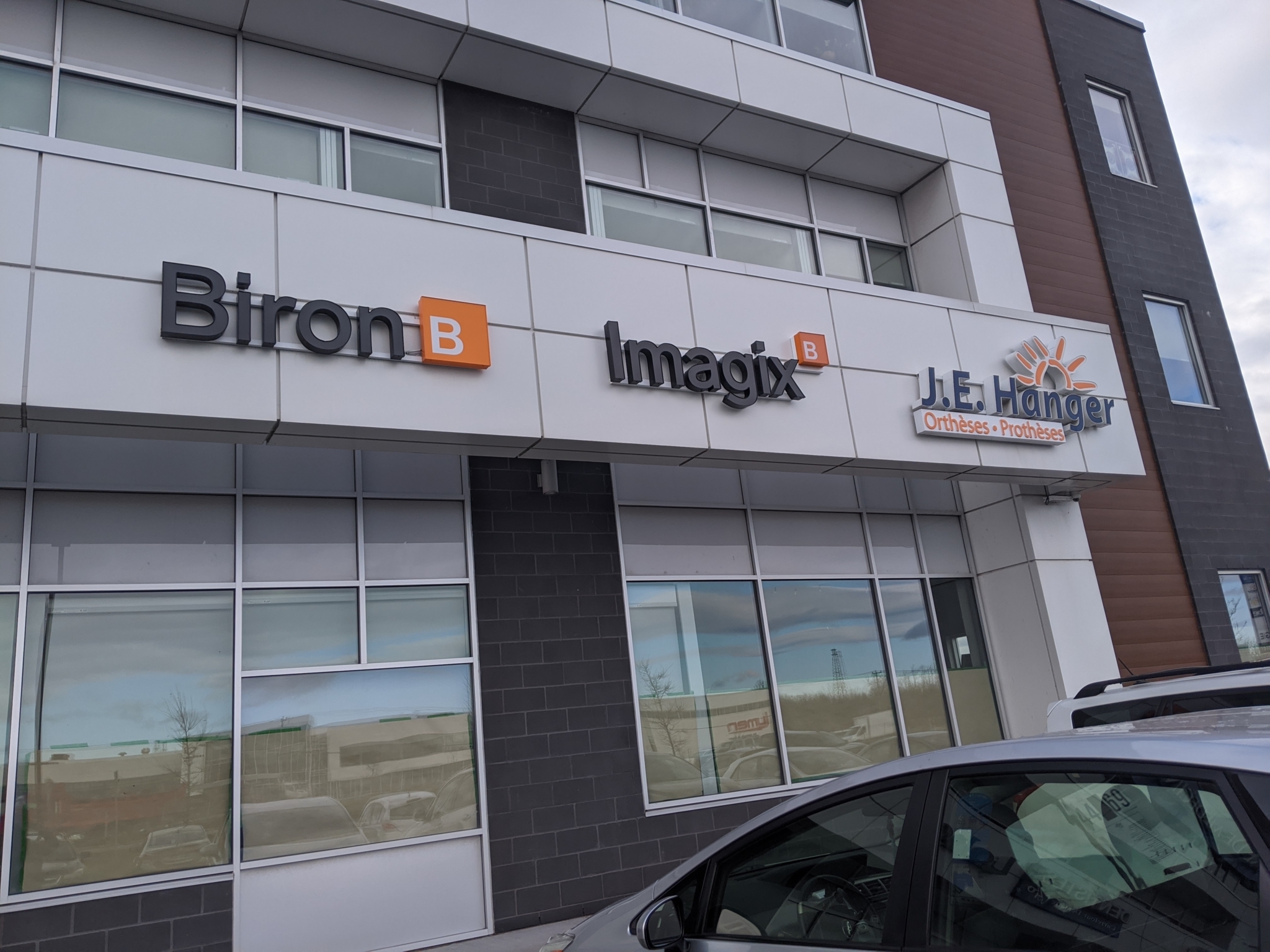 Biron - Laboratoire médical - Analytical & Testing Laboratories