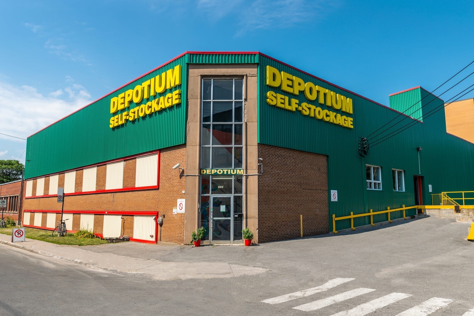 Depotium Mini Entrepôt - Parc-Extension - Moving Services & Storage Facilities