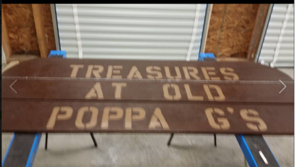 Treasures At Old Poppa G's - Antiquaires
