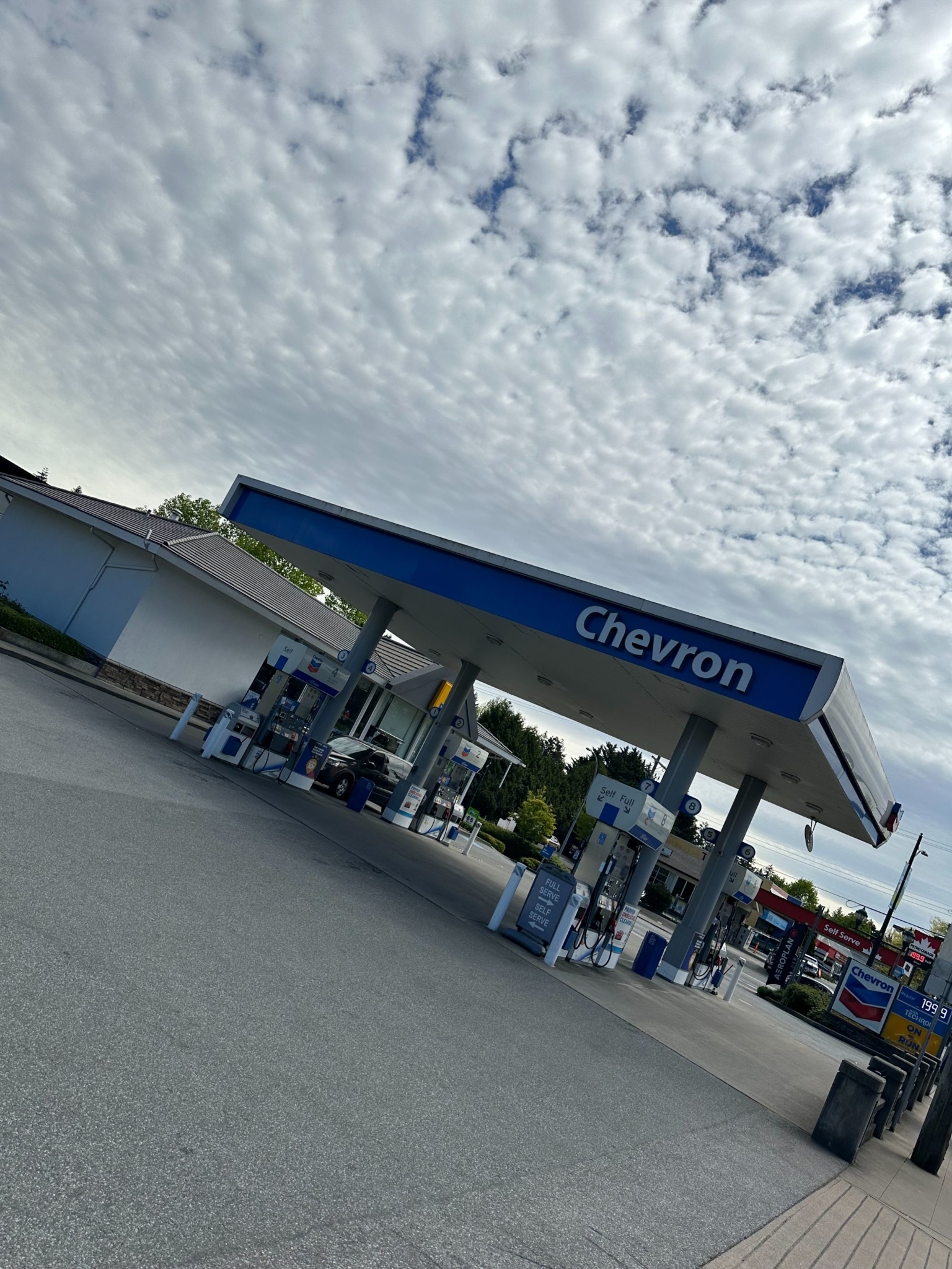 chevron - gas station - Stations-services