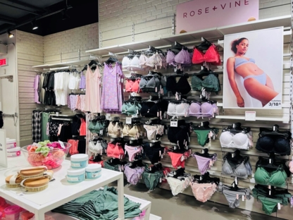 Ardene - Women's Clothing Stores