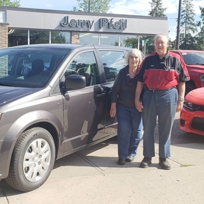 Jerry Pfeil Chrysler Dodge Jeep Ram - Concessionnaires d'autos neuves