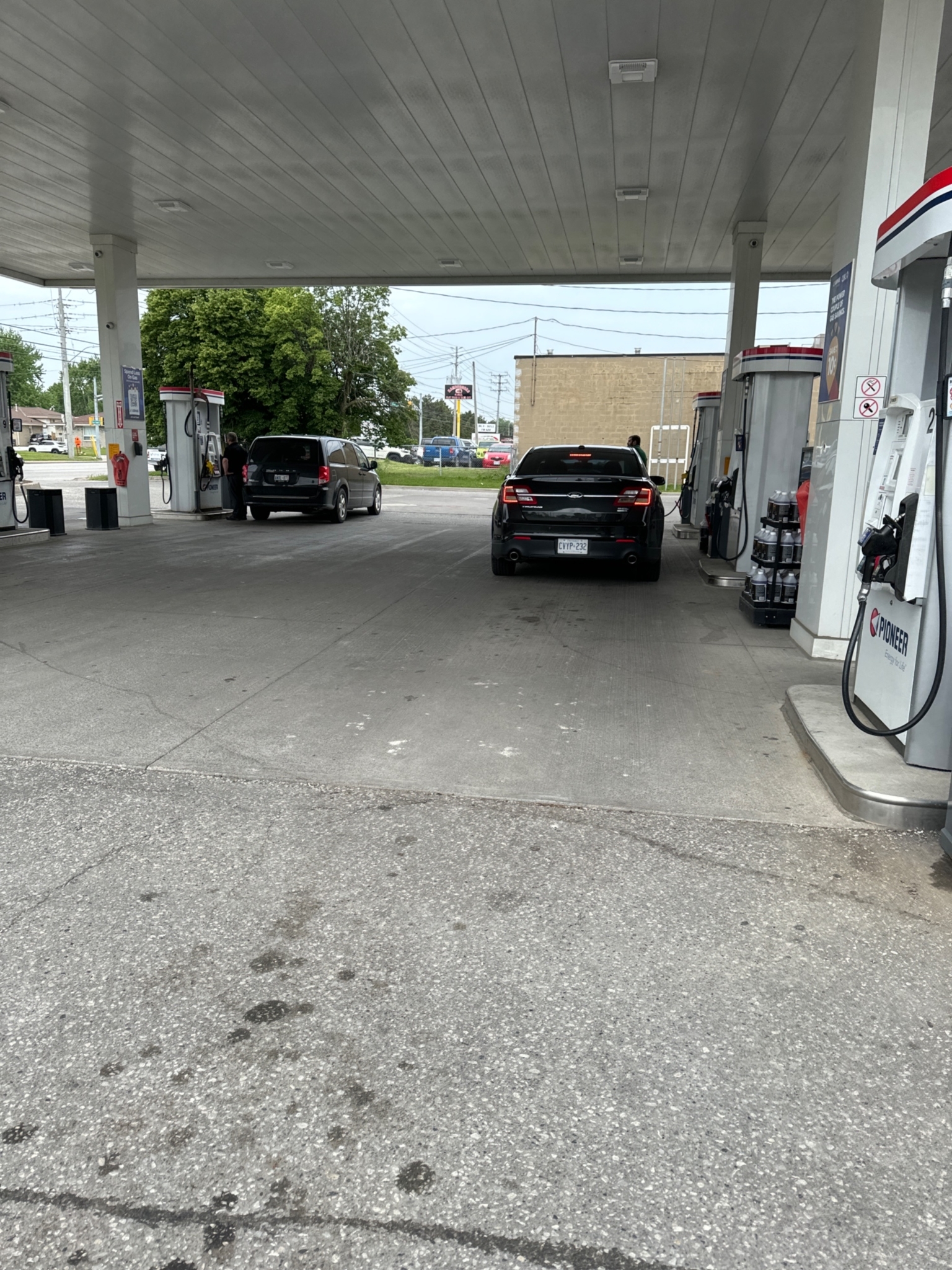 pioneer - gas station - Gas Stations