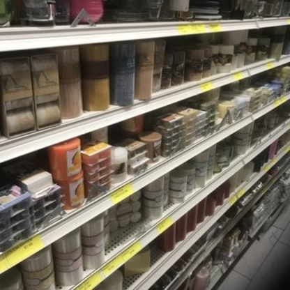 Glitzville - Party, Craft & More - Quincailleries