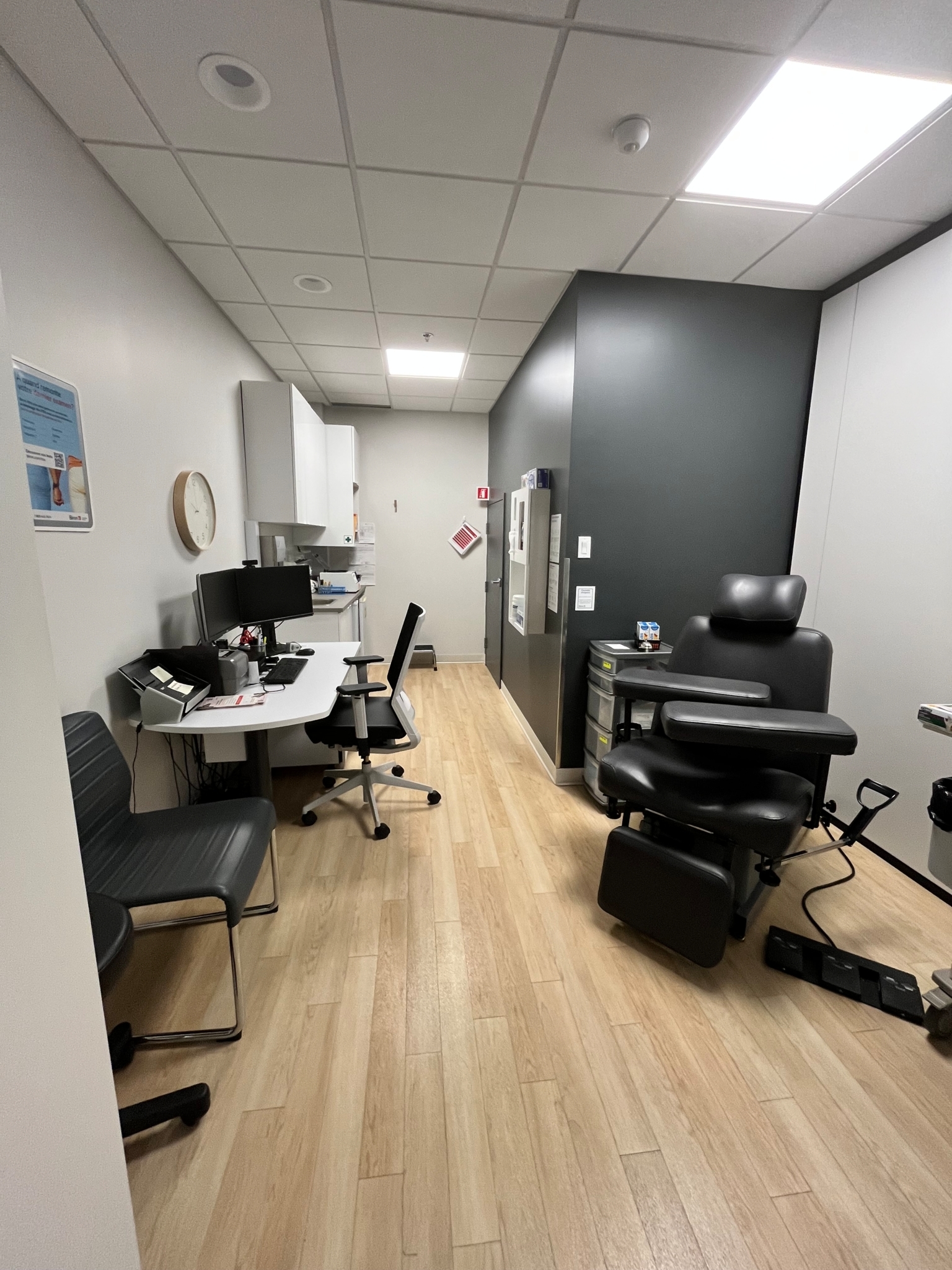 Biron - Laboratoire médical - Analytical & Testing Laboratories
