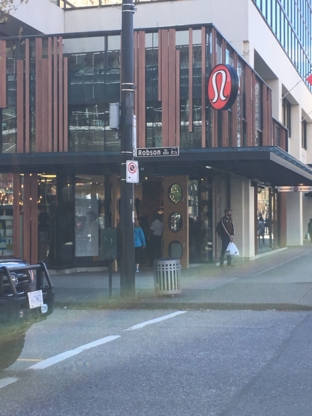 lululemon pacific center