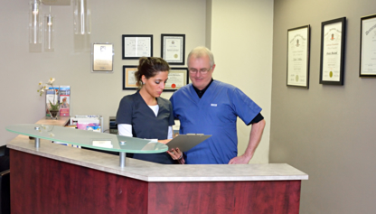 Yonge & Davisville Denture Clinic - Teeth Whitening Services