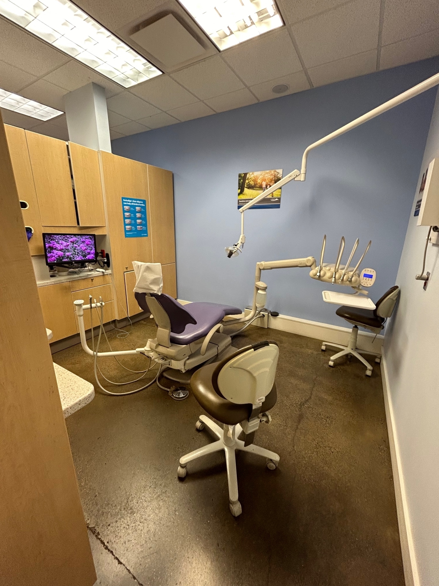 James Bay Dental - Dentistes