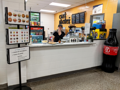 Centre Multi Loisirs Sherbrooke Inc - Recreation Centres