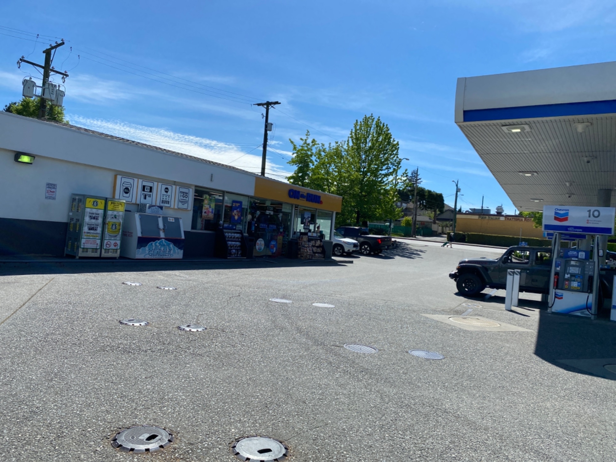 chevron - gas station - Stations-services