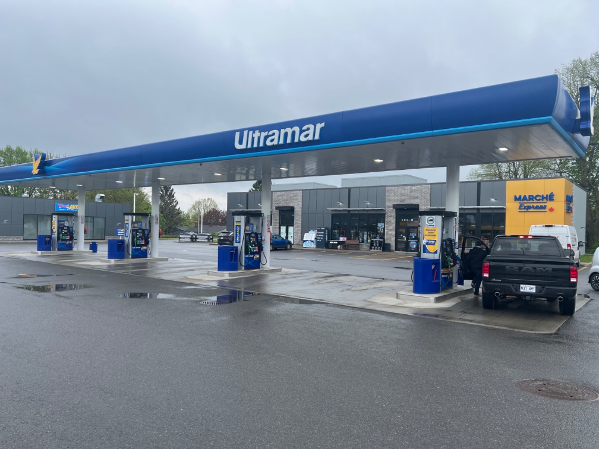 ultramar - gas station - Gas Stations