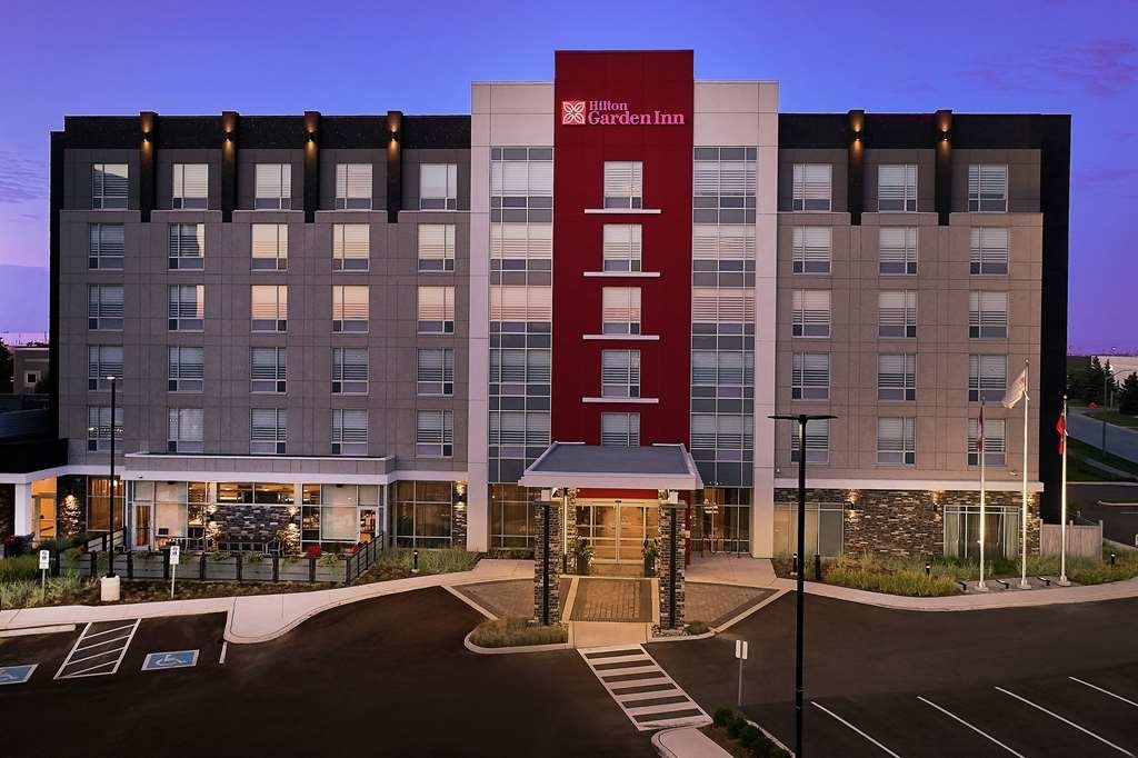 Hilton Garden Inn Toronto Brampton West - Hotels