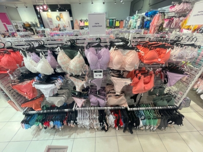 Ardene - Magasins de vêtements