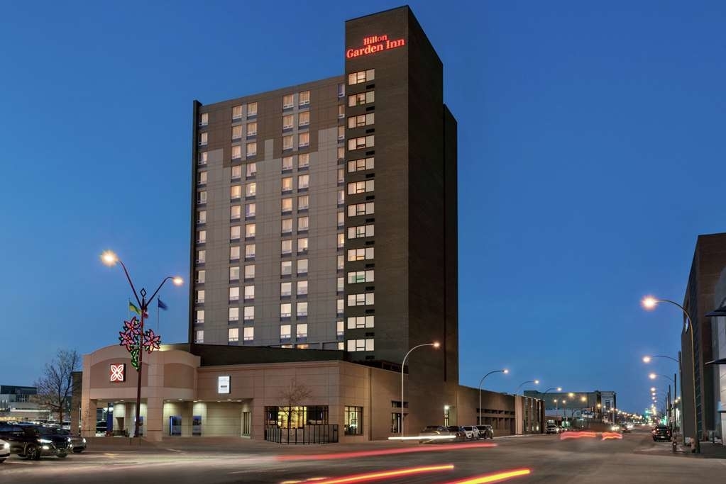 Hilton Garden Inn Saskatoon Downtown - Hotels