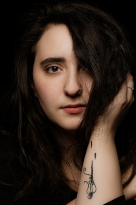 MAY Photographie - Photographes de mariages et de portraits