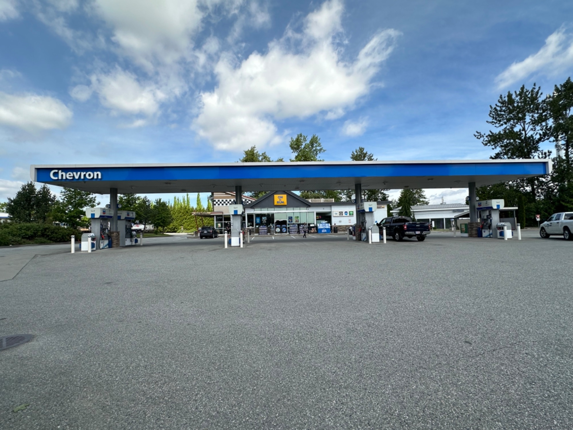 chevron - gas station - Stations-services