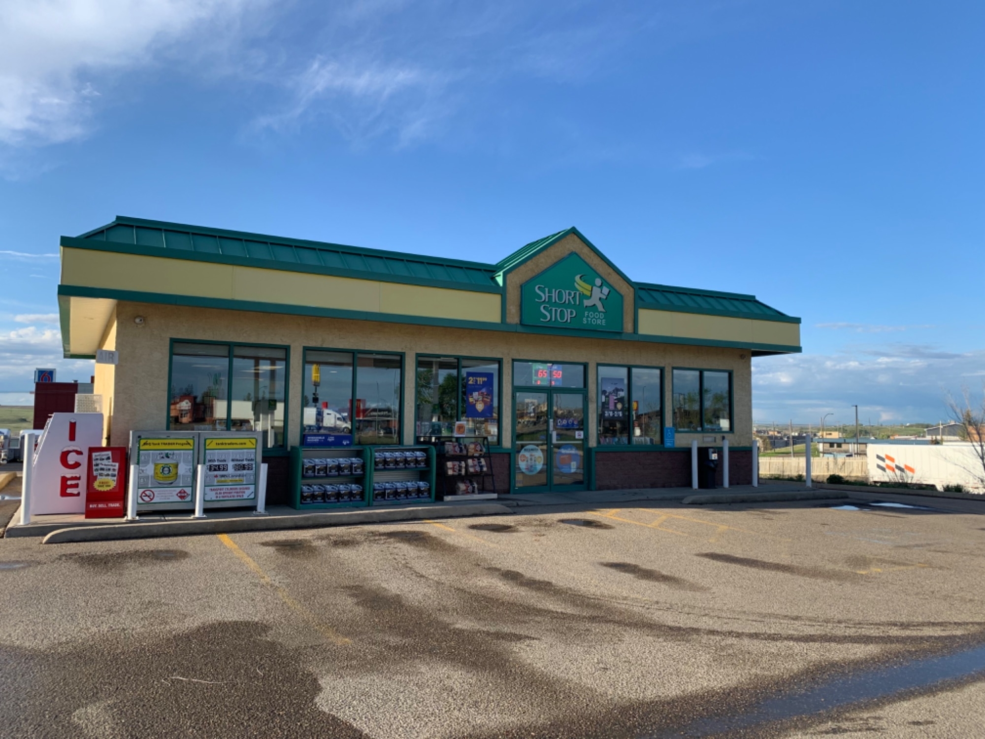short stop - convenience store - Dépanneurs