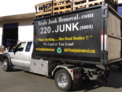 Brad's Junk Removal - Ramassage de déchets encombrants, commerciaux et industriels