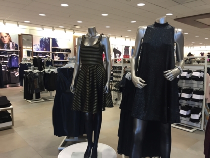 Reitmans - Women's Clothing Stores