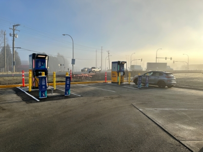 On the Run Charging Station - Dépanneurs